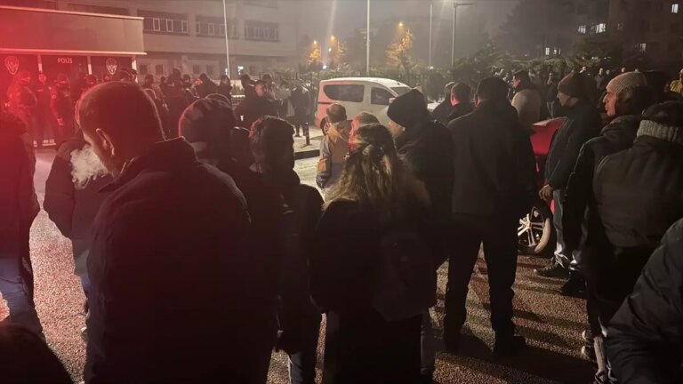 boludaki-yangin-sorusturmasinda-3-tutuklama-S2TUTTcR.jpg