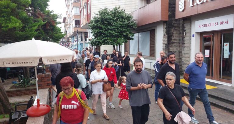 erdoganin-memleketinde-maden-isyani-Jf1kvq5l.jpg