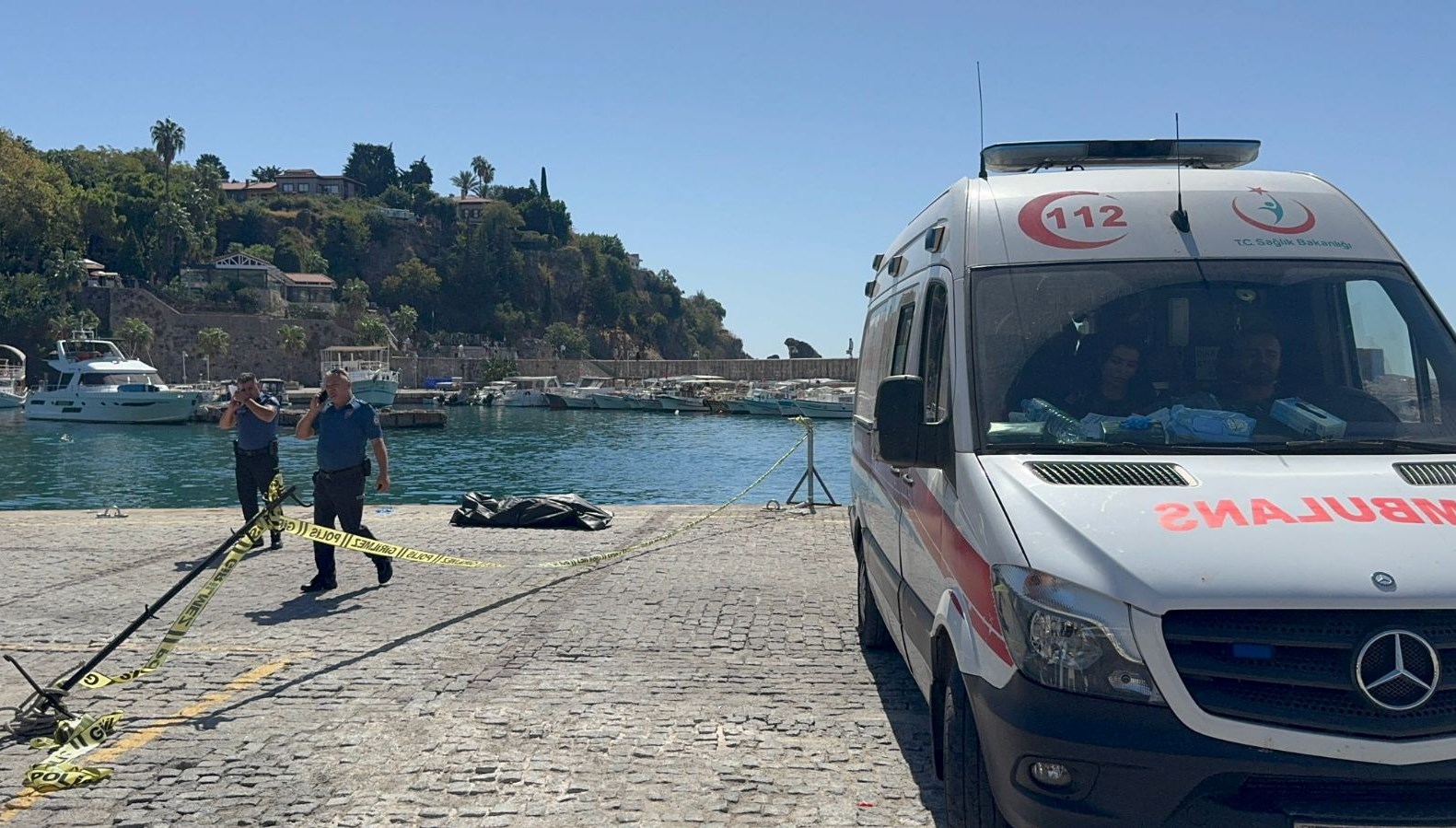 antalyada feci olum falezlerden denize dustu FaadbYxr