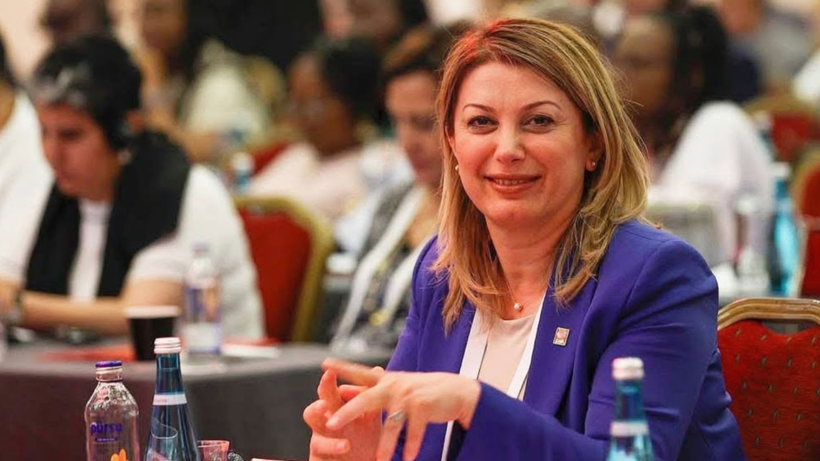 chp osmaniye kadin kollari baskani deniz ozener gorevinden istifa etti v3JWPtB6