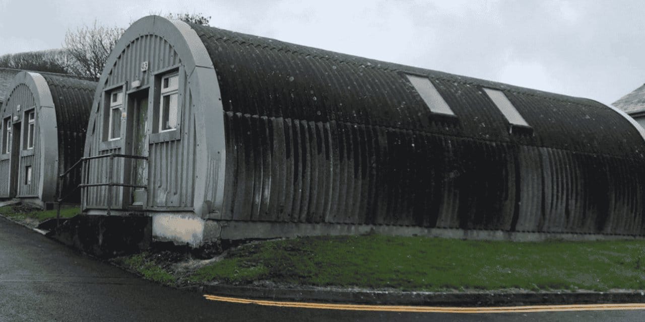 ingiltere siginmacilari askeri uslere yerlestirecek KVK5f7J8