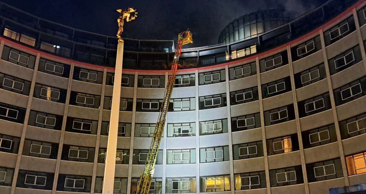 londrada eski bbc binasinda yangin r2BaAuZs