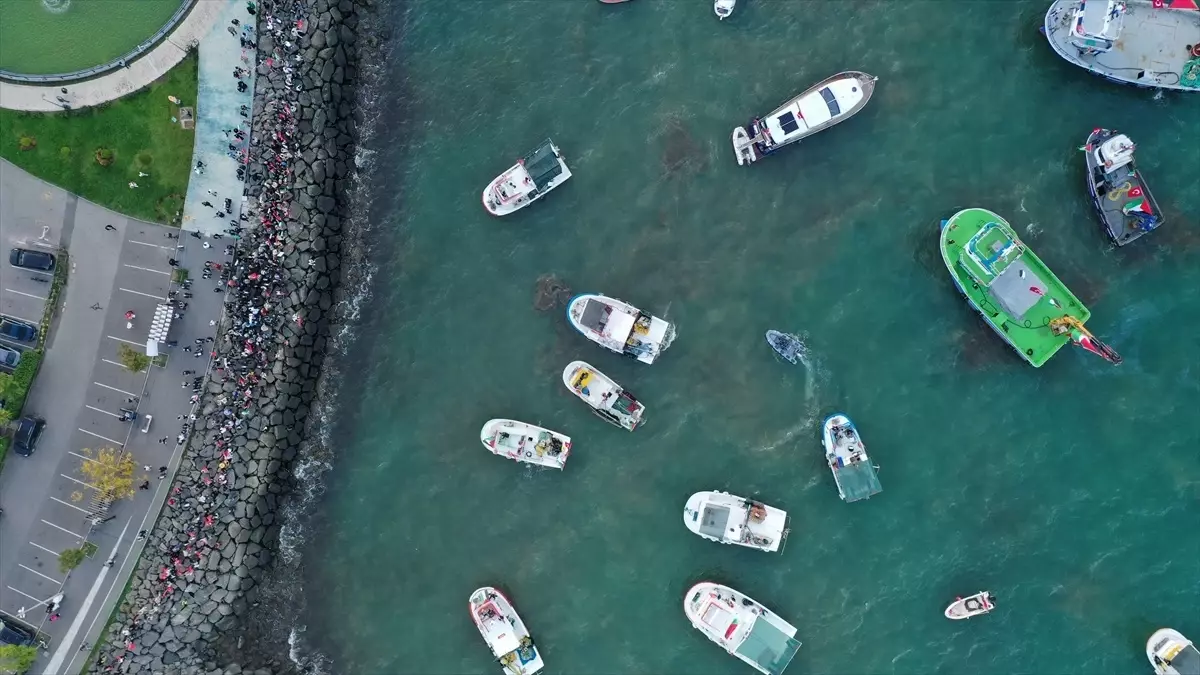 karadenizde filistin icin destek gosterisi HR55P1pC