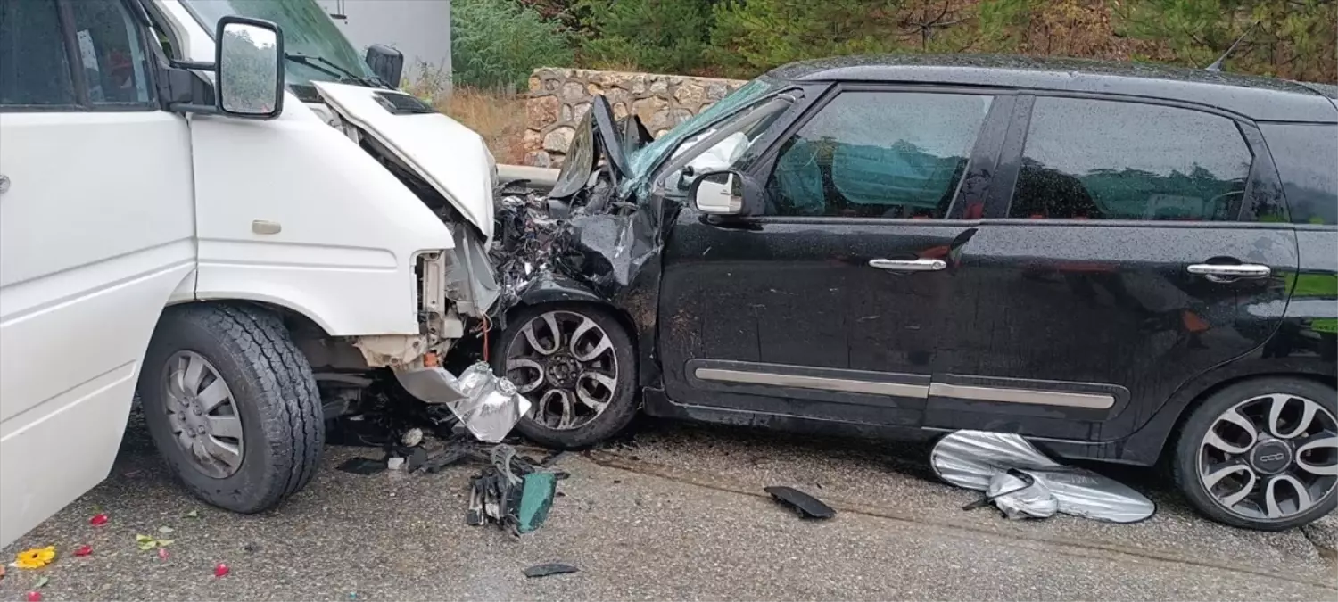 mengende otomobil ve minibus carpisti xs5uH6Vz