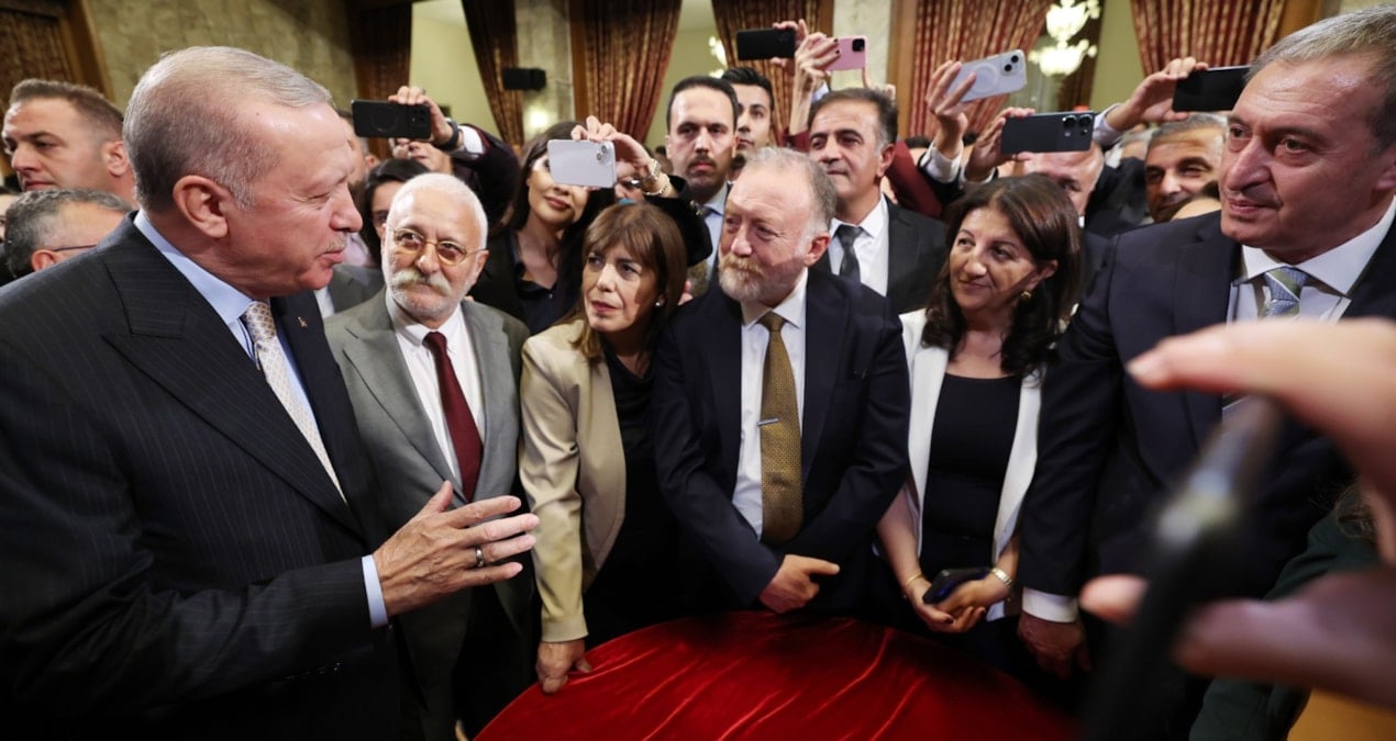 sokaktaki dem secmeninden vekillere soguk dus HlWw4hCp