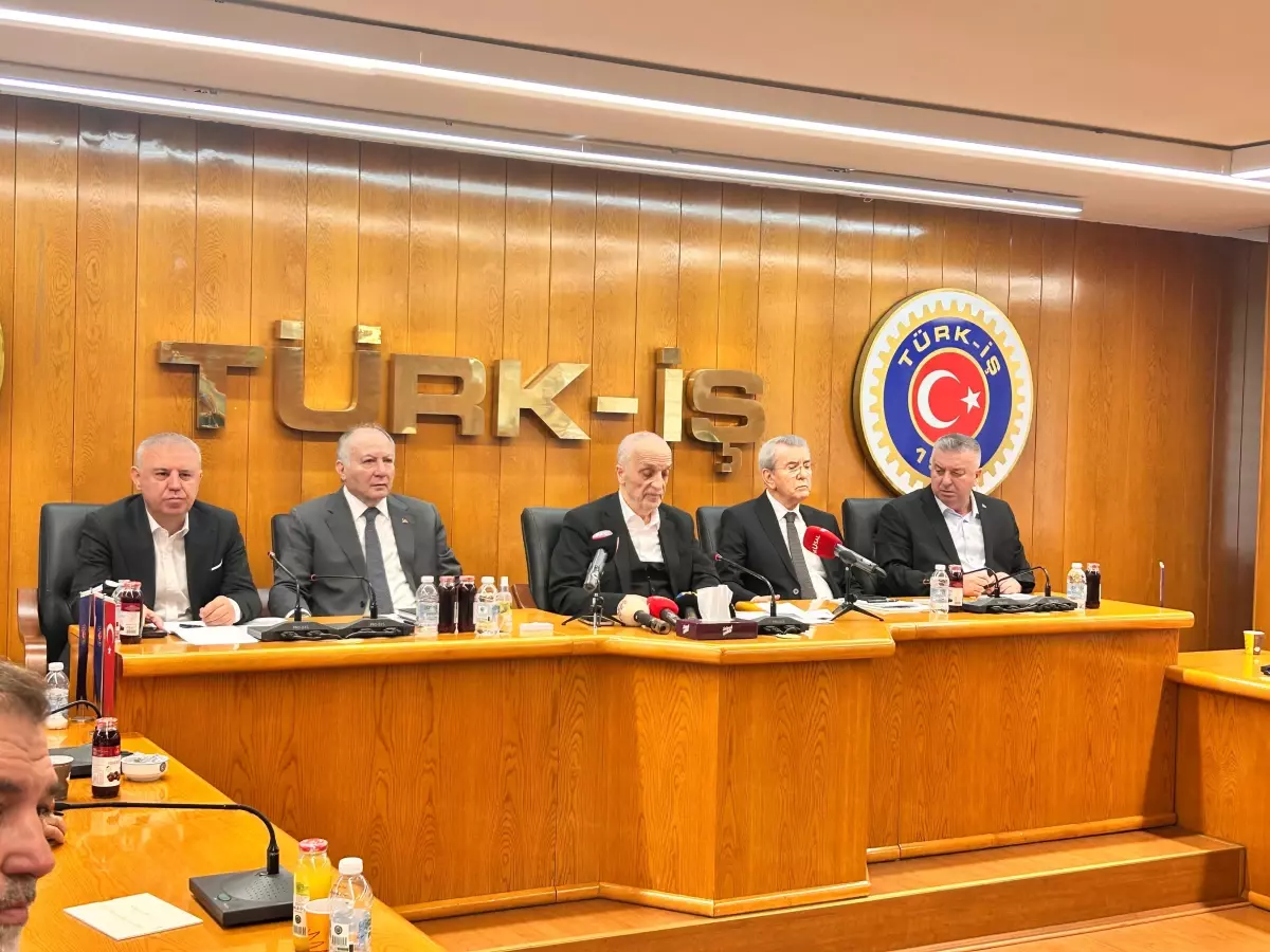 turk isten asgari ucret uyarisi JiXOKIst.jpg