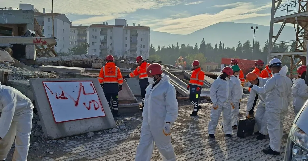 İzmir Karabağlar’da Arama Kurtarma ekibi kuruldu
