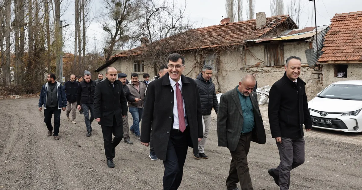 Kütahya Belediyesi mahallelerin ihtiyaçlarını karşılıyor