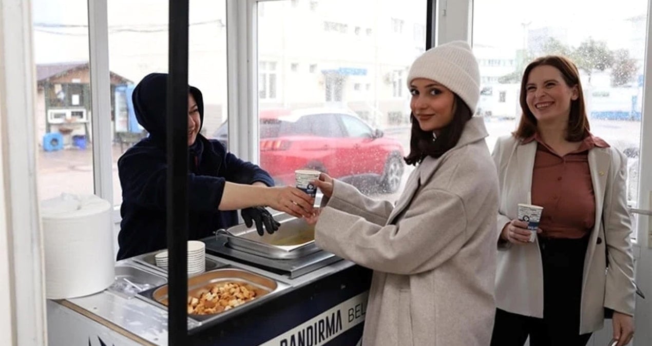 Öğrenciye bir tas çorbayı çok gördüler