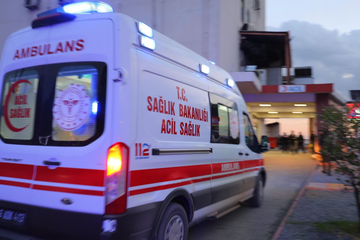 erzurumda-bir-kisi-cami-onunde-olu-bulundu-y1TsbCUq-1