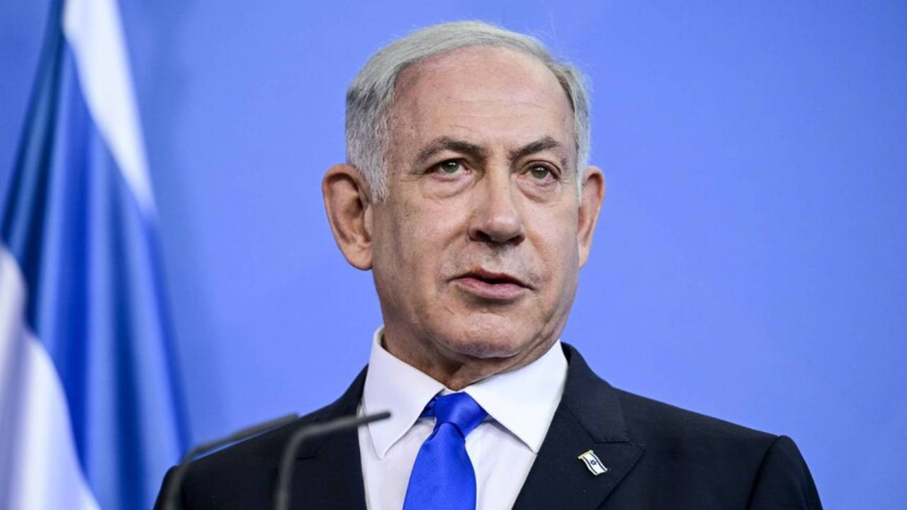 israilde-sumud-krizi-netanyahunun-yolsuzluk-durusmasi-yine-askiya-alindi-lY5TLuiB