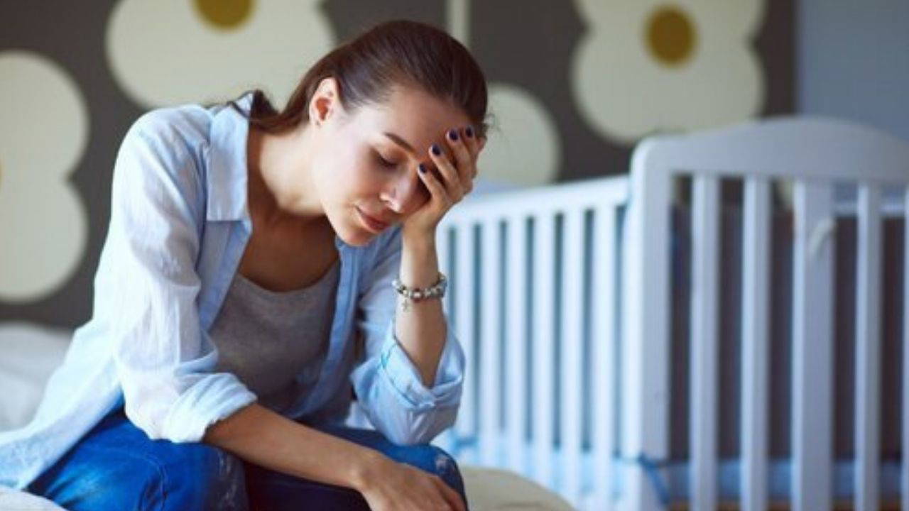 modern-toplumun-gorunmeyen-sancisi-y-kusagi-anneleri-zihinsel-yuk-altinda-eziliyor-syv6WkDV