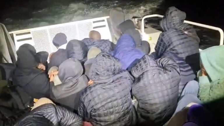 mugla-milas-aciklarinda-operasyon-28-duzensiz-gocmen-yakalandi-FuisRlxm