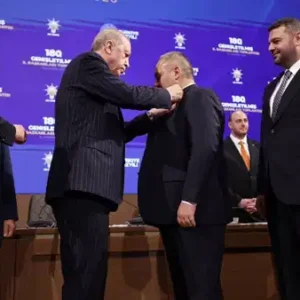 AKP’ye geçti, Erdoğan’a ‘teşekkür’ mesajı yayımladı… Mesut Özarslan: ‘Hizmet siyasetinin bir parçası olarak sorumluluk üstlenmekten…’