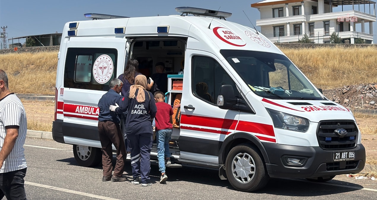 Engellileri tasiyan arac kaza yapti 19 kisi yaralandi 1arby6k7